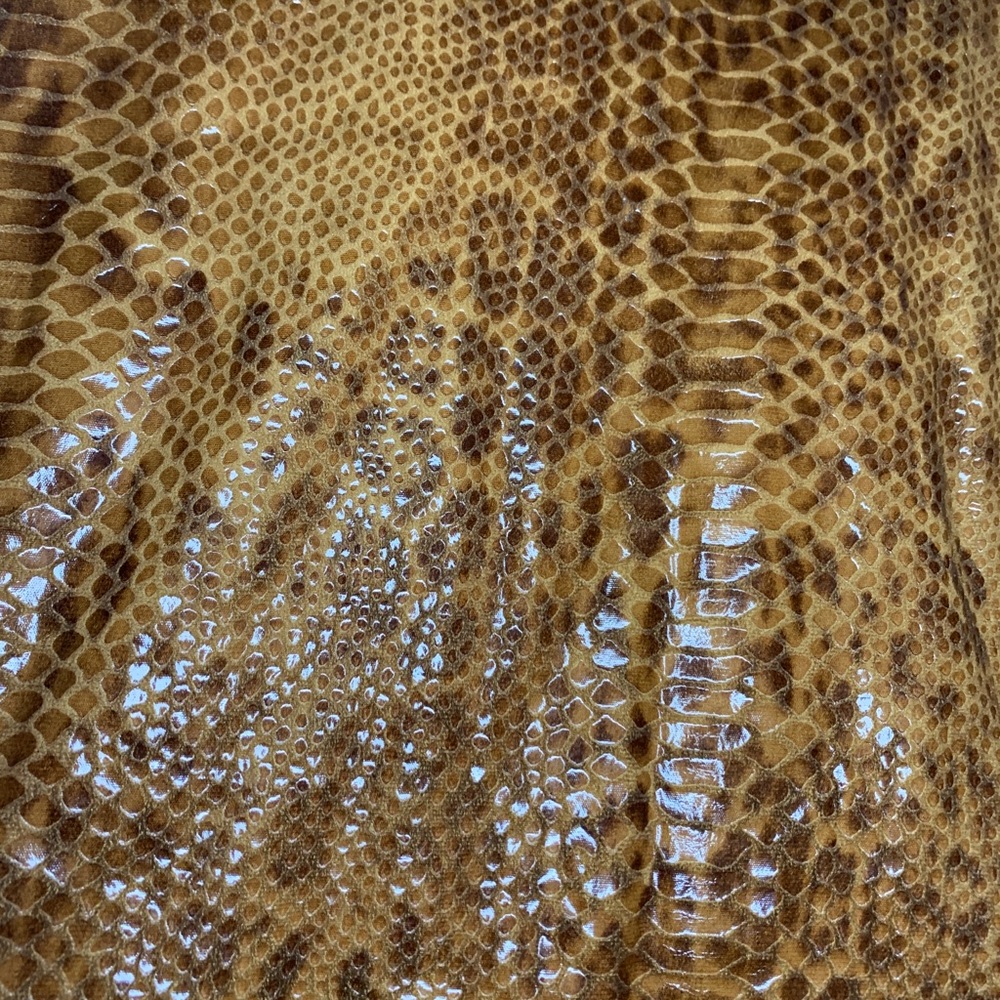 Reversible Vest - Picture 3 of 9